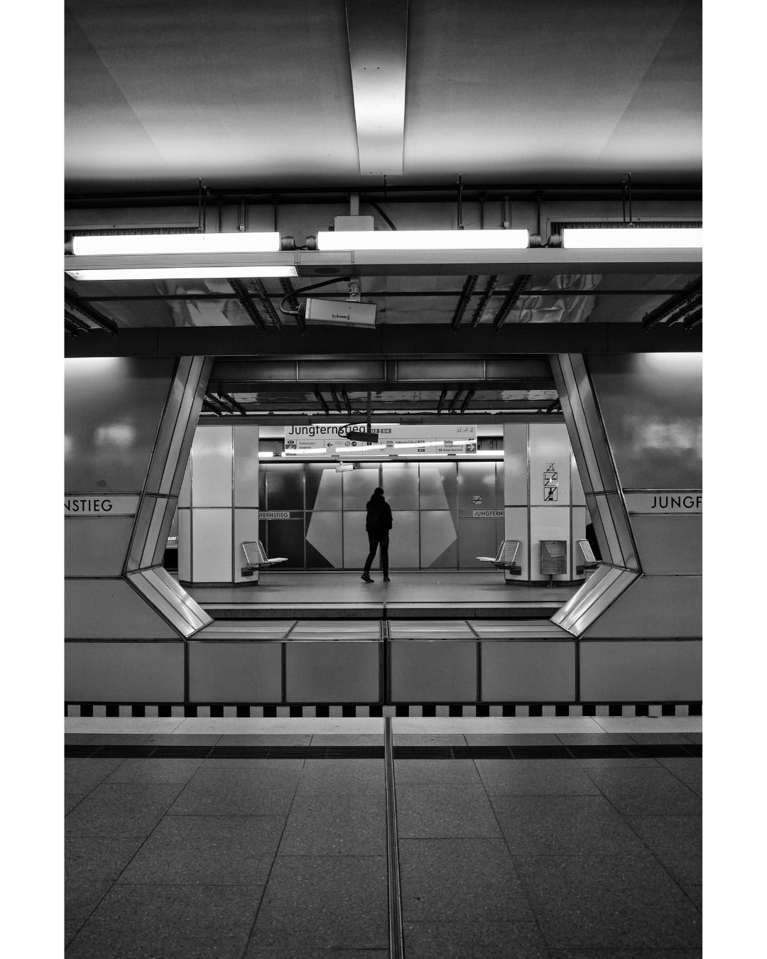 BETWEEN LINES – Urban Geometry Edition