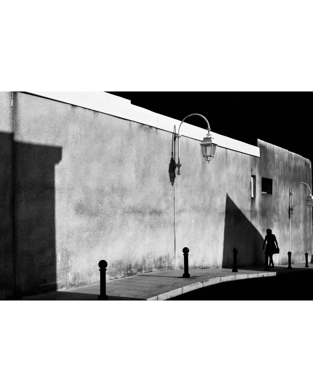 THE EDGE OF LIGHT – Urban Fine Art Edition